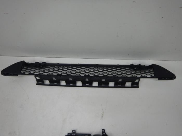 Mercedes-Benz GLE63 AMG Voorbumper Inleg