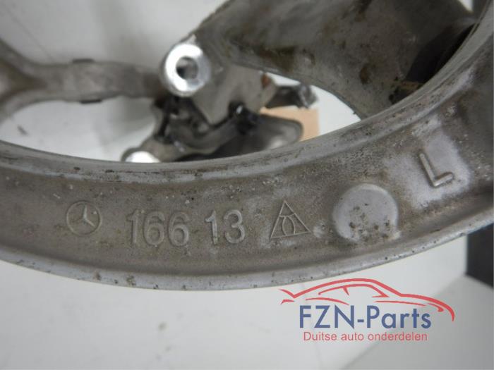 Wielophanging links-voor Mercedes Diversen (22729800)