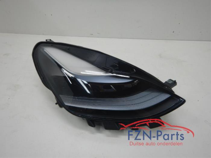 Koplamp links Audi Q4 (22721472)