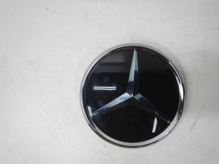 MB C-Klasse W206 Distronic ACC Logo Grille