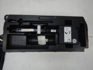 Audi E-Tron 4KE Krik + Gereedschap 4KE012113A Schuim