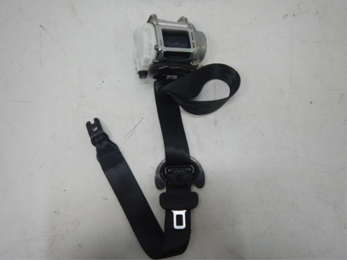 Audi A3 8Y Gordel Rechts-voor 8Y0857706