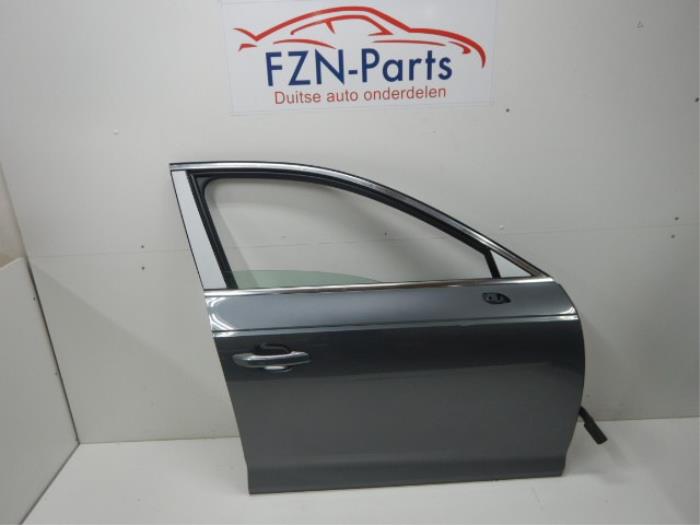 Portier 4Deurs rechts-voor Audi A4 (22723029)