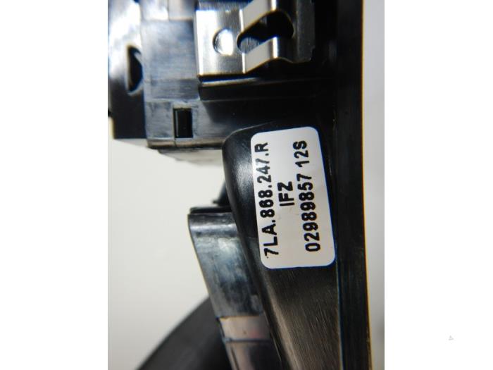 VW Transporter T6.1 Raamschakelaar Links-voor