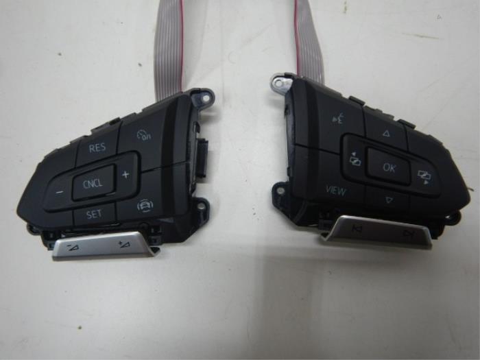 VW Passat B8 Facelift Stuurknopjes MF+ACC+VIEW