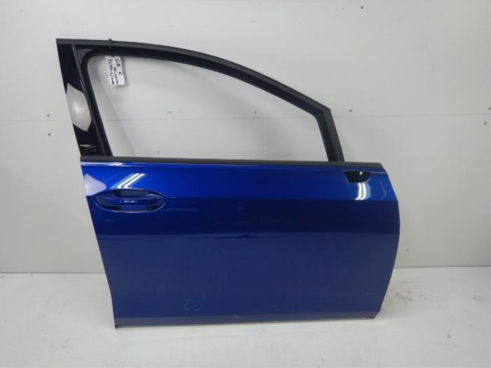 VW Golf 8 Portier Rechts-voor LD5K Blauw Kleu 2.0 TDI GTD 143527 01-09-2020 07-03-2024
1.0 eTSI