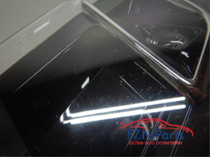 Tesla Model X Mistlamp Rechts