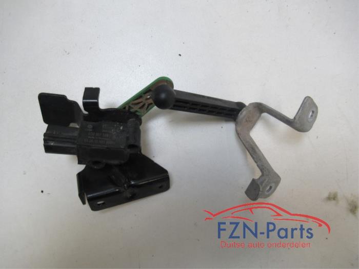 VW Golf 7 Niveausensor Koplamphoogteverstelling Links-Achter