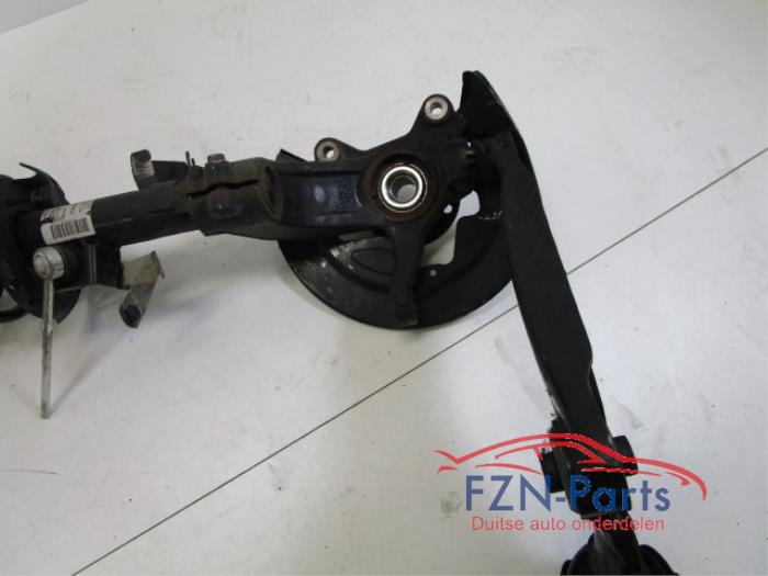 Volvo XC60 Wielophanging Fusee Veerpoot Links-Voor