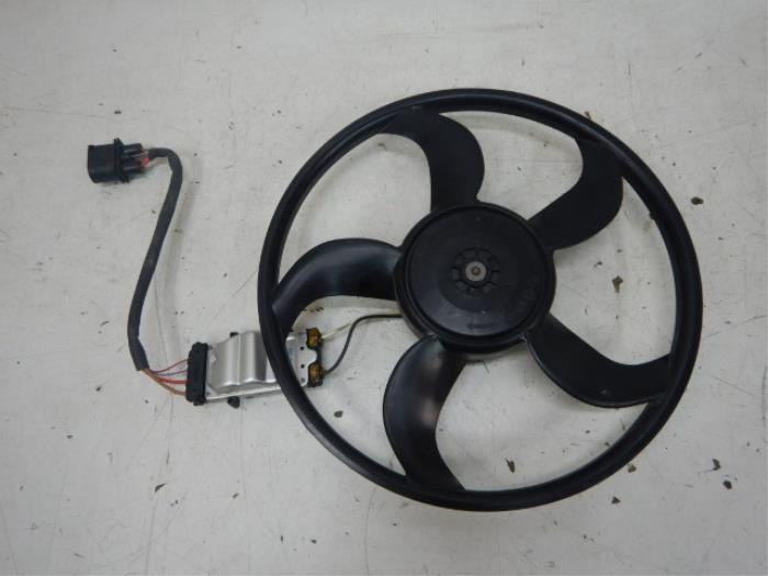 Kachel Ventilatiemotor Volkswagen Golf (22743896)