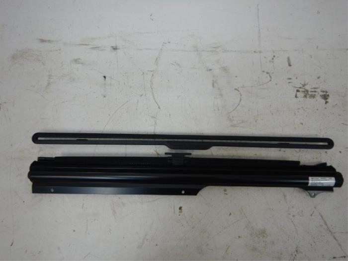 Zonnescherm elektrisch links-achter Audi Q5 (22740101)