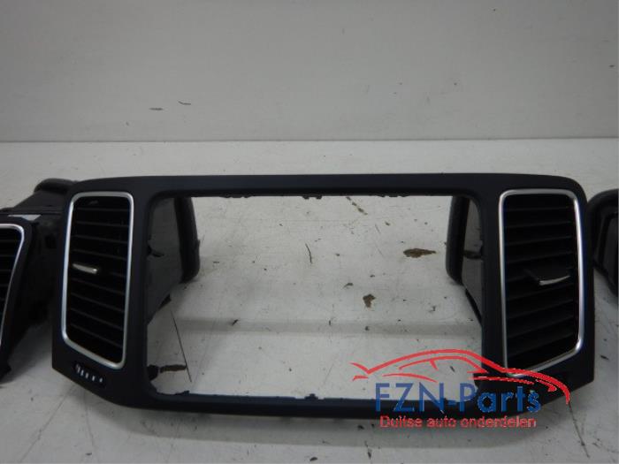 VW Sharan 7N0 Inleg Set Dashboard Luchtrooster