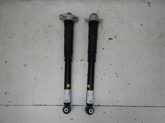VW Golf 8 Schokdemper Schokbreker Set Achterzijde L+R