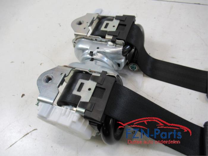 Audi A5 8W6 Coupe Gordelset L+R Achterbank Achterzijde