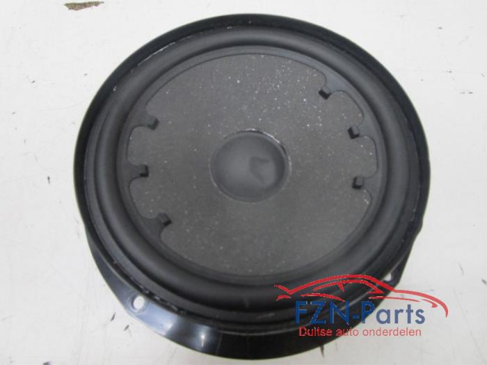 VW Polo 2G Speaker