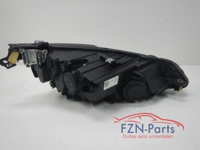 VW Golf 8 LED Koplamp Links