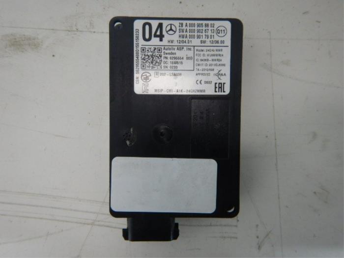 Radar sensor Mercedes S-Klasse (22745559)
