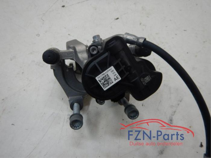 VW Passat B8 Remklauw Rechts-Achter