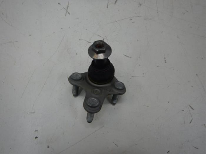 VW Golf 7 Fuseekogel Draagarm