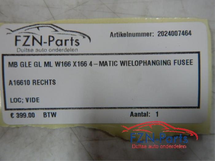 Fusee rechts-voor Mercedes ML-Klasse (22729916)