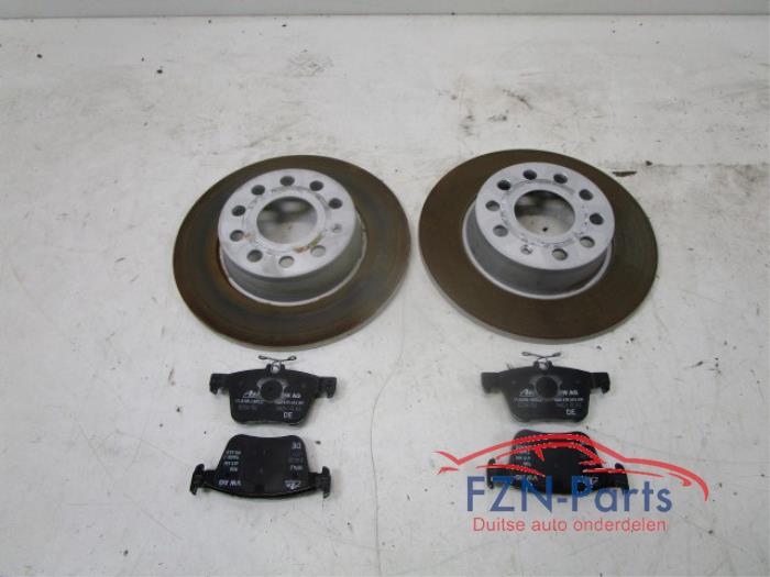 VW Golf 7 Remset Remschijven Remblokken Achter