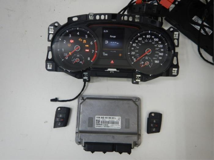 VW Golf 7 GTI USA Starterset ECU KM-Teller Sleutel