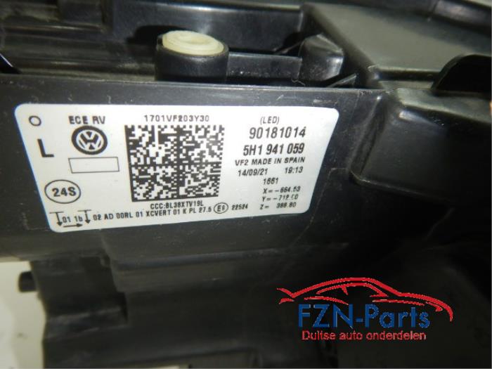 VW Golf 8 5H VOLLED Koplamp Links L