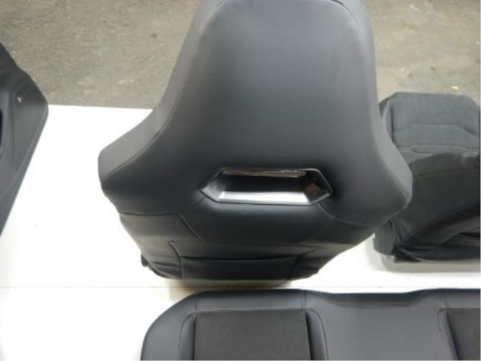 Bekleding Set (compleet) Seat Ateca (22744740)