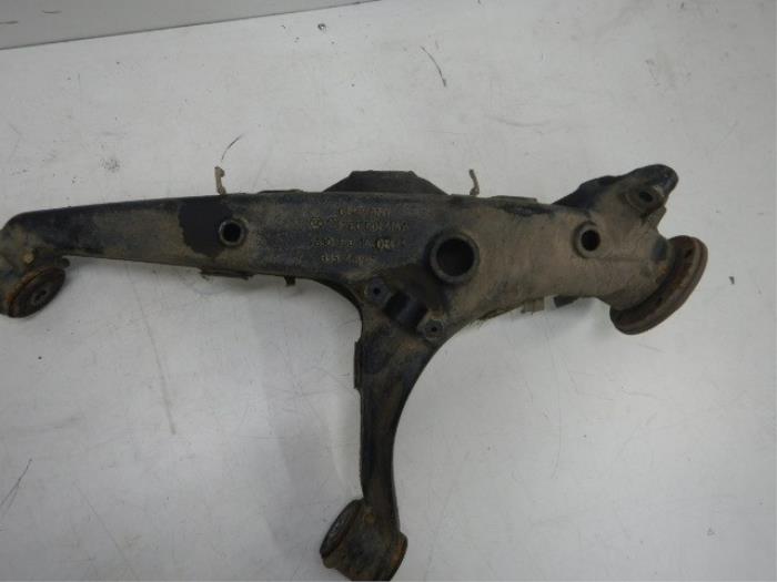 VW Transporter T6.1 7LA 4-Motion Draagarm Rechts-achter