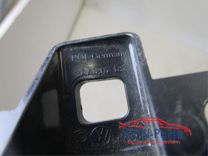 VW Passat B7 Bumpergeleider Links-Voor