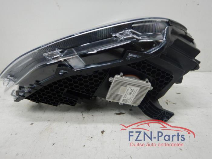 VW Caddy 2K8 Koplamp Links VOLLED