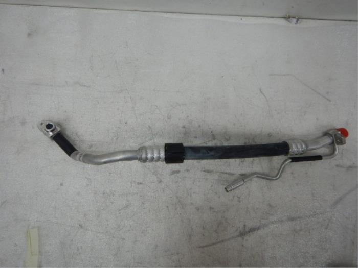 Audi A4 8W Aircoleiding