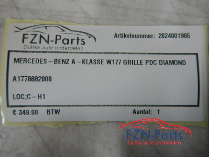 Mercedes-Benz A-Klasse W177 Grille PDC Diamond