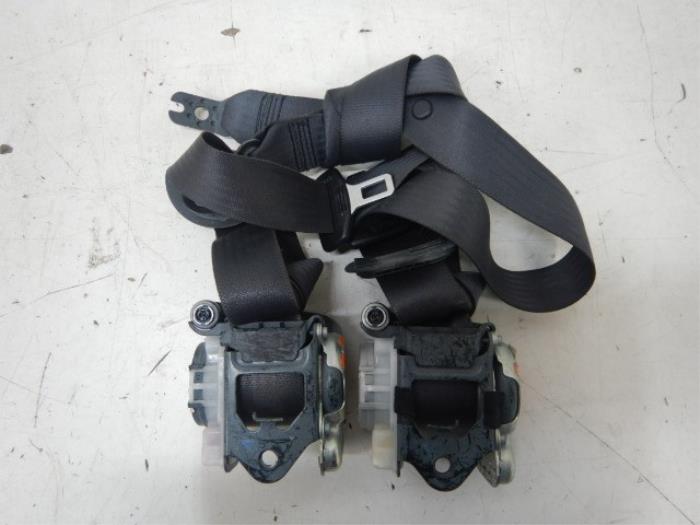 VW Golf 7 Gordelset 5-Deurs Gordels Set L+R