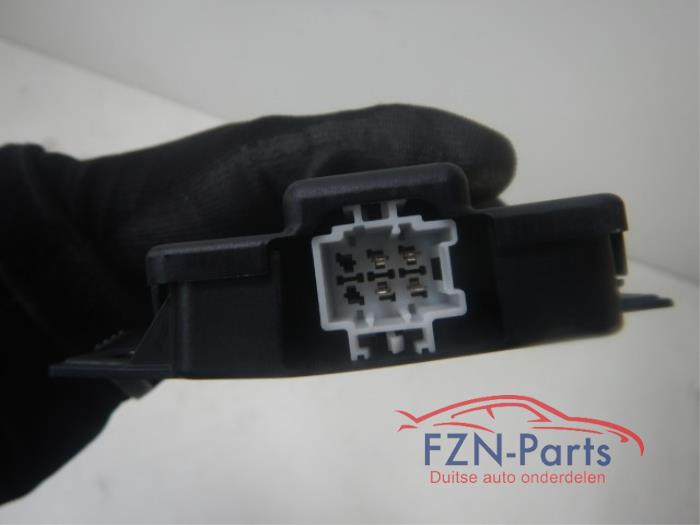 Mercedes-Benz C-Klasse W205 Pyrofusee A0005406050 C 180 (205.040) 134273 01-10-2018 01-03-2021
C 200 EQ Boost 4-matic (205.078) 131302 01-04-2018 01-05-2021
C 300 e 4-matic (205.054) 137149 01-07-2019 27-11-2022
C 200 4-matic (205.043) 112354 01-04-2015 01-08-2018
C 220 d (205.014) 130969 01-05-2018 01-05-2021
C 300 4-matic (205.049) 118022 01-12-2013 01-08-2018
C 300 EQ Boost 4-matic (205.084) 136351 01-05-2019 01-05-2021
C 300 d 4-matic (205.019) 131844 01-06-2018 01-05-2021
C 400 4-matic (205.066) 108003 01-10-2014 01-11-2020
C 300 e (205.053) 137148 01-07-2019 27-11-2022
C 300 (205.083) 131404 01-05-2018 01-05-2021
C 200 (205.042) 100551 01-12-2013 01-