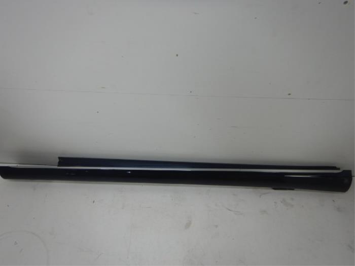 Mercedes-Benz C-Klasse W205 Estate Sideskirt Links Chrome