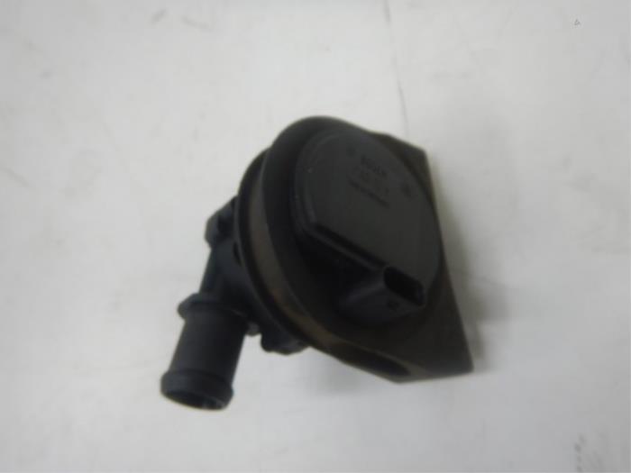 Extra waterpomp Volkswagen T-Cross (22729254)