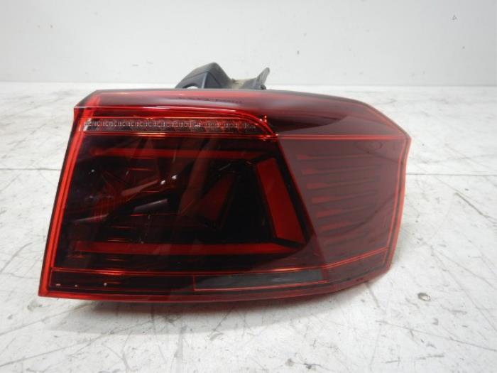 Achterlicht rechts Volkswagen Passat (22725517)