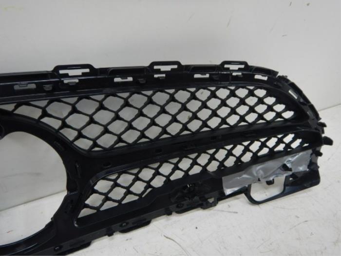 Mercedes-Benz C-Klasse W206 Diamond grille PDC Hoogglans Zwart Chrome