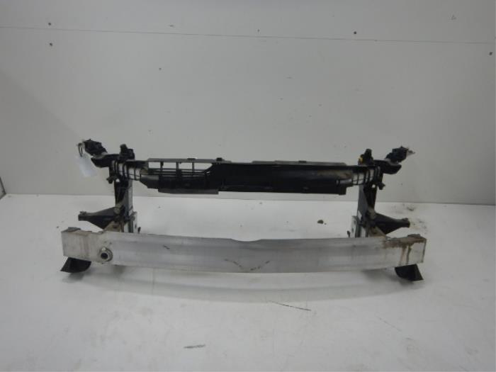 Frontdeel steun Mercedes B-Klasse (22740209)