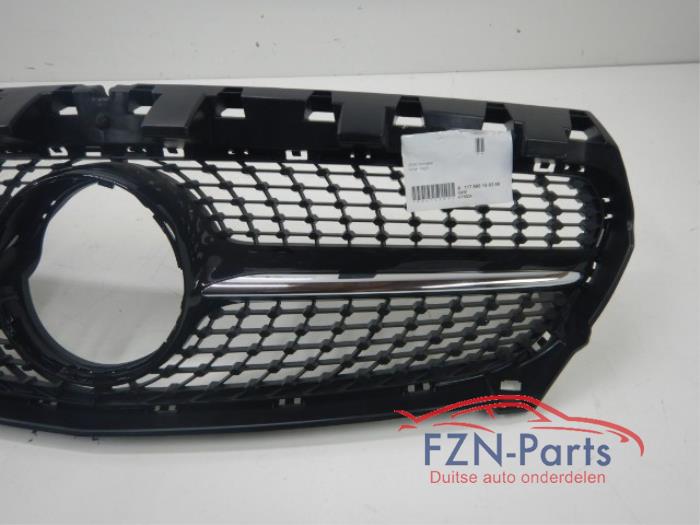 Mercedes-Benz CLA W117 Nightpakket Diamond Grille