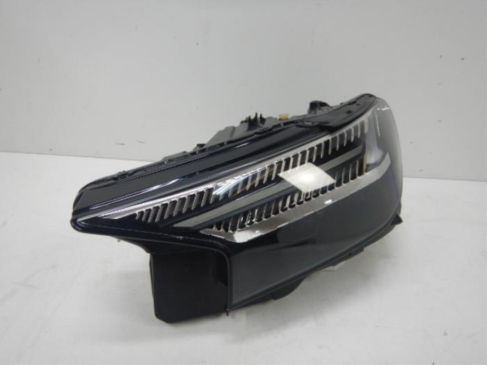 Koplamp links Audi Q4 (22721431)