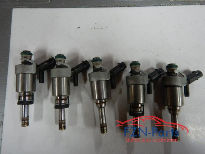 Injector (benzine injectie) Audi A3 (22743791)