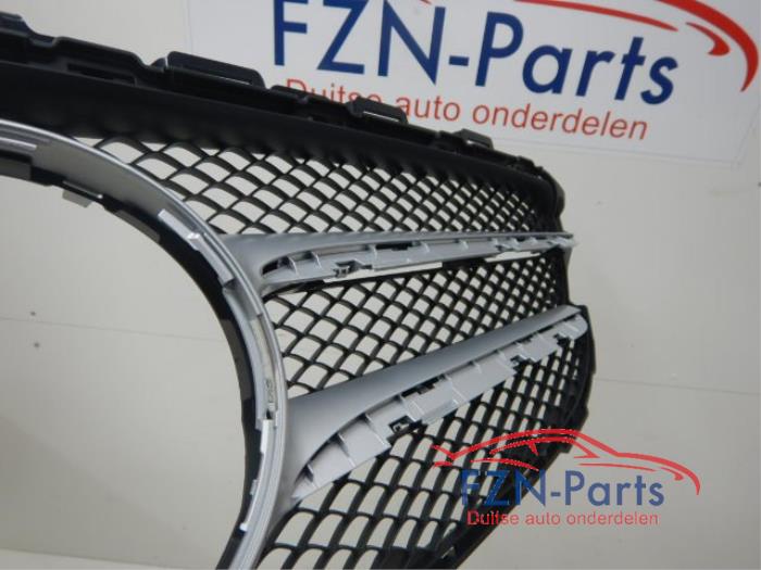 Grille Mercedes C-Klasse (22726933)