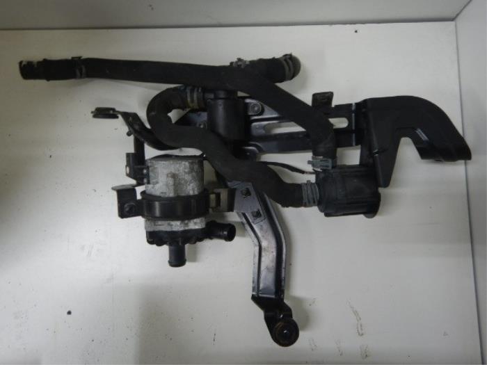 Extra waterpomp Audi A7 (22729268)