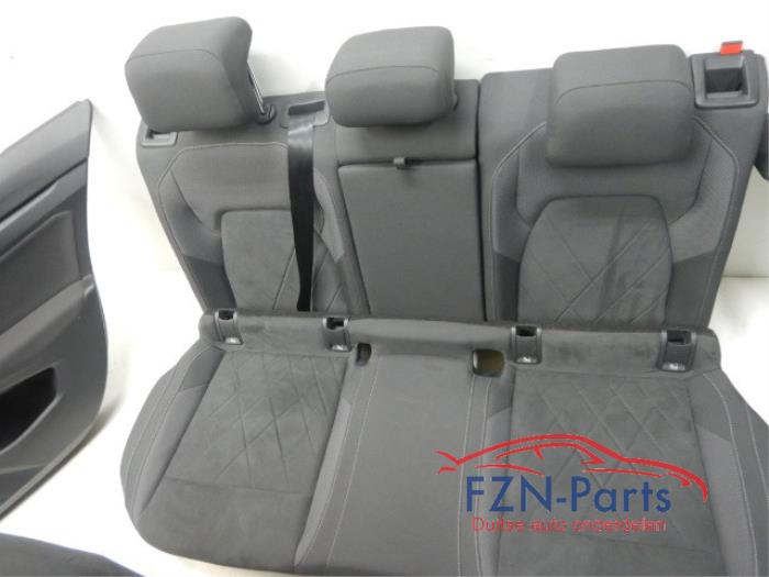 VW Golf 8 Variant Interieur Stof Alcantara Memory Voorstoelen Elektrisch Verstelbaar en VerwarmbaarGeen AirbagsPast ook in Hatchback, alleen deurpanelen achterzijde niet 1.5 eTSI 143268 01-12-2020 07-03-2024
1.5 TSI 141854 01-08-2020 07-03-2024
2.0 TSI 4motion 145038 01-06-2021 07-03-2024
2.0 TDI 141859 01-08-2020 07-03-2024
2.0 TDI 4motion 146243 01-06-2021 07-03-2024
2.0 TSI 145036 01-06-2021 07-03-2024
1.0 eTSI 142894 01-09-2020 07-03-2024
2.0 GTI 141858 01-09-2020 19-11-2023
1.5 TGI 144886 01-09-2020 07-03-2024
2.0 TSI R 4motion