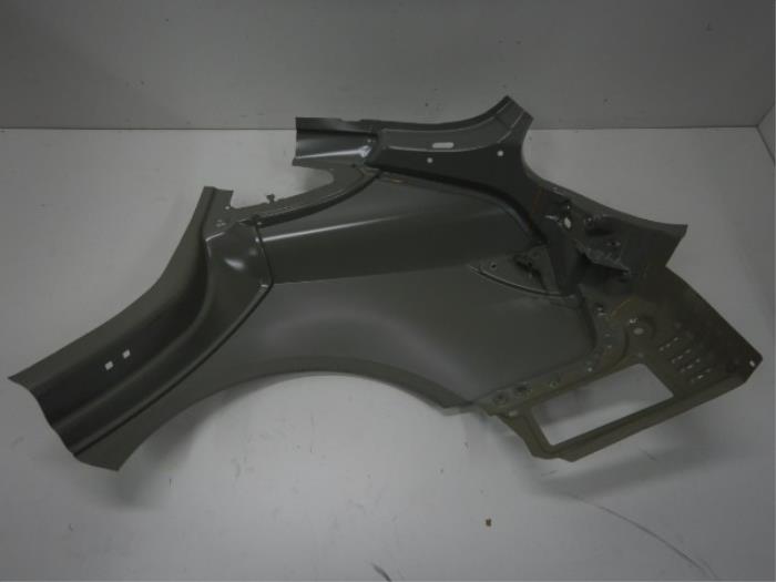 Snijdeel achter Tesla Model 3 (22744420)