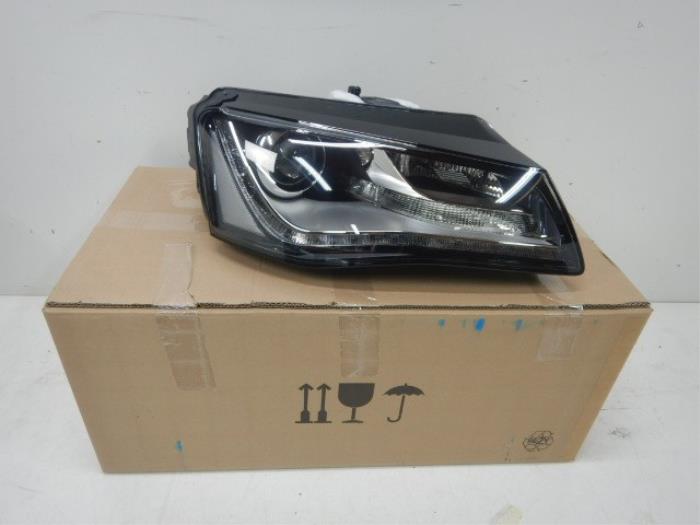 Koplamp rechts Audi A8 (22722857)