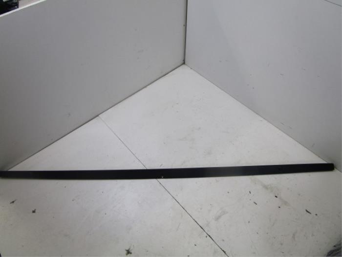 Zijskirt links Volkswagen Golf (22727649)
