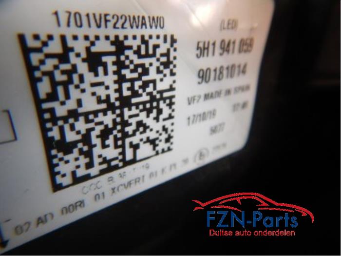 VW Golf 8 5H VOLLED Koplamp IQ-Light Koplamp Links